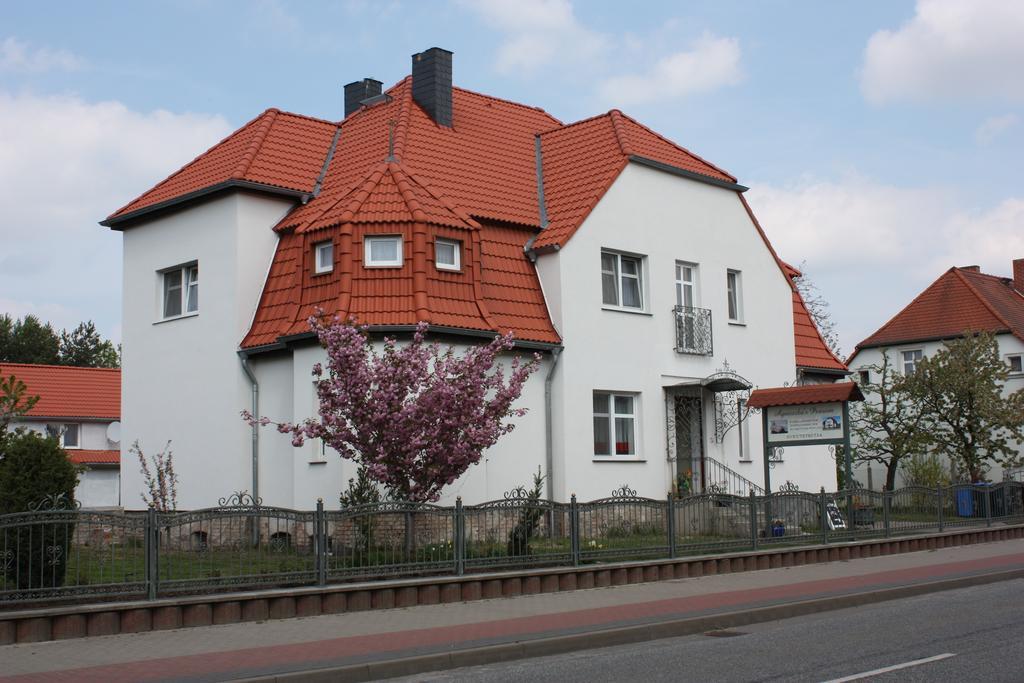 Agnieszkas Pension Havelberg Buitenkant foto